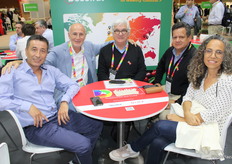 Fernando Duran y Felix del Solar de Frucentro, Juan Carlos Mojica y Jacques Mayol de la empresa Jacques Mayol