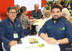 Nelson Montero y Wynees Diaz, representando a Agrosol Perú Export. Exportadores de mango.