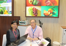 Agrícola Kamuk de Perú con Maryorie Huamancaja y German Schacht de New World de Chile