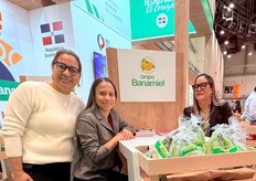 Grupo Banamiel (Republica Dominicana) con Amarilis Marte, Rossangel Gonzalez, Rita Filpo