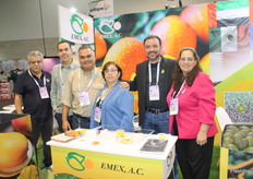 El equipo de EMEX con Marco Bautista, Manuel Gonzalez, Ramón Ojeda, Guillermina De Soto, José Angel Crespo (presidente) y Mayra Castro