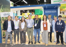 El equipo de GLC Cerritos de México, representado por la Sophia Cavaletto (1era izquierda).