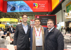 Rodrigo Ipinza de Polarfruit, Sebastián Yarad de Santa Elena y Hernán Salinas de Polarfruit de Chile.