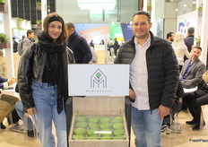 Karina Rosario Capellan y  Alejandro Flores de la empresa Montechico.