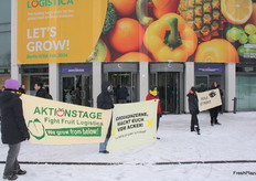 2do día de la feria, algunos manifestantes.