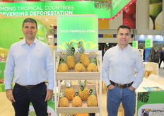 Marvin Hidalgo de Tico Farms y Franklin Paniagua de Alpiña de Costa Rica.