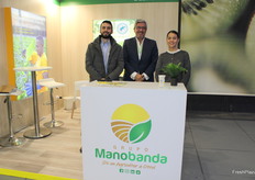 Grupo Manobanda con: Pedro Angel, Luis Albornoz y Paulina Alvario