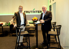 David y Javier Usó, en el stand de la empresa castellonense Frutinter.