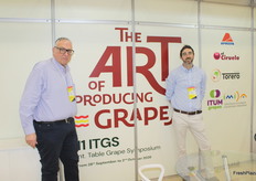 Rupert F. Maude de RFM Consulting y Rafael Gómez, representando a Apoexpa de España