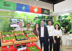 Grupo Pimentel de Brasil, representado por Alison Dejavite. Especialistas en Lima Tahití