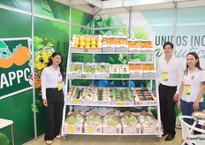 Yuri Yamashita, Tamon Alan Morioka y Jessica Nestlehner de APPC