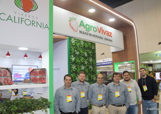Equipo de AgroVivaz con Altair Zotti
