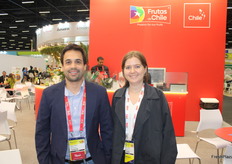 Pablo Corral y Monica Le May, de la empresa Ranco Cherries
