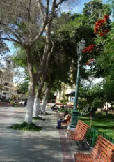 Plaza en Piura