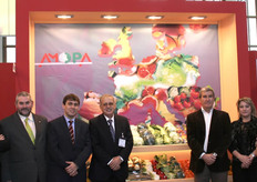 José García Ruiz (Directoe-Gerente de San Cayetano), Domingo Llaman (Unexport S. Coop.), Antonio Sanz, Ginas Vivancar, Santiago Martinez (Presidente de Fecoam), Lola Mondajon y Carmen Hernandez (AMOPA).
