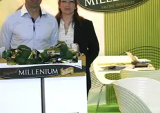 Carlos Portolés Sales Y Christine Carreras de Tropial Millenium, frutas tropicales.
