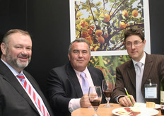 Juan José Pérez Cano (Gerente de Pérez Casquet), José María Arnedo Medina (ARMESA) y Antonio Morillas (Difrusa Export).