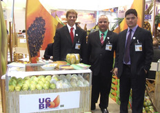 Union of Gowers of Brazilian Papaya, Contactos: Rodrigo Lima - Rodrigo Martins - Fred Tavares - Jocair José Marim
