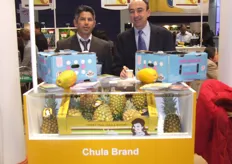 Chula Brand, Contacto: Muricio Pérez