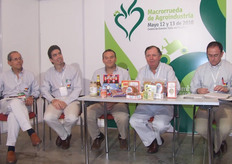 De izquierda a derecha: Alberto Lora; Gerente Sector Agroindustria Proexport Colombia, Juan Carlos Castro; Director oficina Regional Suroccidente, Enrique Stellabatti; Director Oficina en Mexico, Ricardo Vallejo; Vicepresidente de Exportaciones de Proexport Colombia y Carlos Gonzalez; Director oficina para el Caribe Proexport Colombia