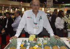 Emilio Lopez Turrent - Pinicola Golden