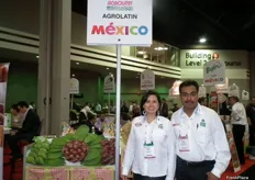 Abigail Marín y Luis Juárez de Agrolatin