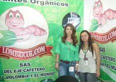 Viviana Aristizabal y Patricia Muñoz de Lombricol, productores de fertilizantes orgánicos.