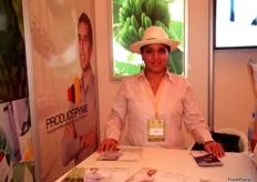 Cindy Araujo representando a Produce Pyme