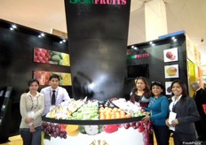 Mayi Irrazabal, Antonio Caloretti, Yamilet Ayala, Gracia Ayala y Johanna Ayala de SobiFruits