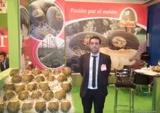 Javier Uceda de Frutas Somevisa con su especialidad: el melón Piel de Sapo de Villaconejos. Son muy positivos con su primera exposición en Fruit Attraction.