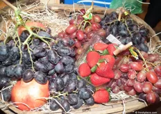 Uvas, fresas y granadas de FRUTAS TORERO.