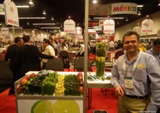 Antonio J. Verdín, de RCF Produce Inc, distribuidores de pimientos y mangos mexicanos a ls EE.UU.
