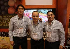Ryan Fukuda, Eduardo Serena y Alejandro Gavito, de Avocados from Mexico.