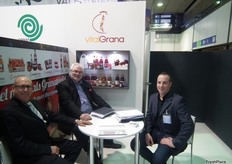 Stand de VitalGrana, empresa de alicante dedicada al cultivo y comercialización de granada fresca, zumo de granada, mermelada, y otros productos a base de esta fruta extraordinaria.