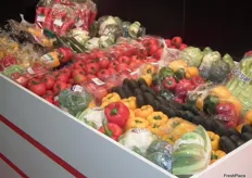 Verduras expuestas en el stand de Difrusa, empresa exportadora de Cartajena.