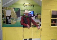 Carlos Olmos Marinero, Jefe de Ventas de Huercasa y Sherif de su stand. Huercasa promocionó su maíz cocido y envasado al vacío.