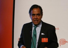 Carlos Augusto Dammert fue el primero en hablar