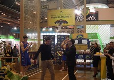 Actividades benéficas en el stand de Asprocan Plátanos de Canarias.