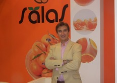 José Salas Fernández, en el stand de Hermanos Salas, promocionando lo cítricos valencianos.