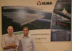 Equipo de Ulma Agrícola, especialistas en el montaje y mantenimiento de invernaderos.