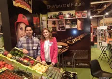 "Equipo de Grupo Caparrós, promocionando la marca "Caparrós Premium". La firma almeriense acude a Fruit Attraction para dar a conocer ésta recién línea de hortalizas gourmet que ya cuenta con 5 referencias."
