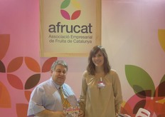 Personal en el stand de Afrucat, en representación del sector empresarial de la fruta de Catalunya.