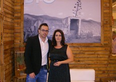 Equipo de Bio Campojoyma promocionando sus productos ecológicos.