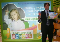 Bernardo Tabuenca, de Tabuenca, lanzamndo un nuevo producto: Tabunca School, un pack de zanahorias dirigido especialmente a los ninos.