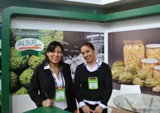 Karla M. Suyo Valdivia y Silvia Herrera Castillo, de Alsur Perú. Producen y exportan alcachofa en conserva y fresca.