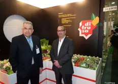 Antonio Velo, Director comercial de Difrusa y su presidente José Cánovas. Difrusa se especializa en la comercialización de lechuga y pimiento.