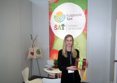 Paula Spá Martín en su stand de Fulgencio Spá, empresa de Granada (España)especialista en tomates cherry y pimientos de padrón. La novedad de este año ha sido la incorporación a su surtido de los tomates cherry Mini Tomachoc, la cual está resultando un éxito.
