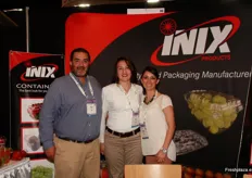 Juan Vidrio, Nancy Ramirez y Diana Arriaga Santibañez (INIX)