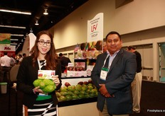 Aida Y. Chavira Javalera y LAE. Mario Carpio Flores, LFV GROUP.