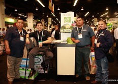 Mark Sato y amigos, Fortune Growers.